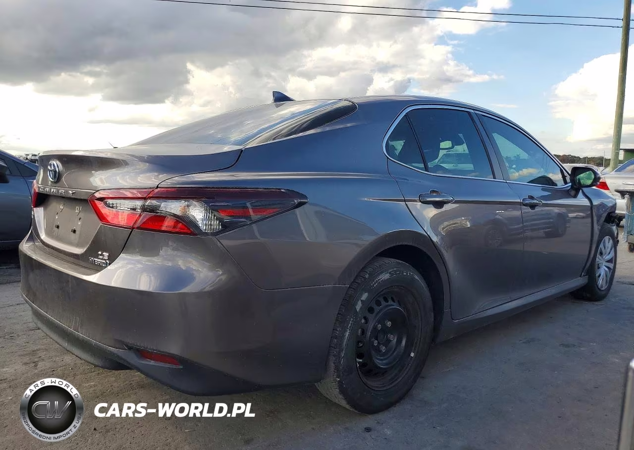 2024 Toyota Camry Le VIN:4T1H31AK3RU079004 - 3