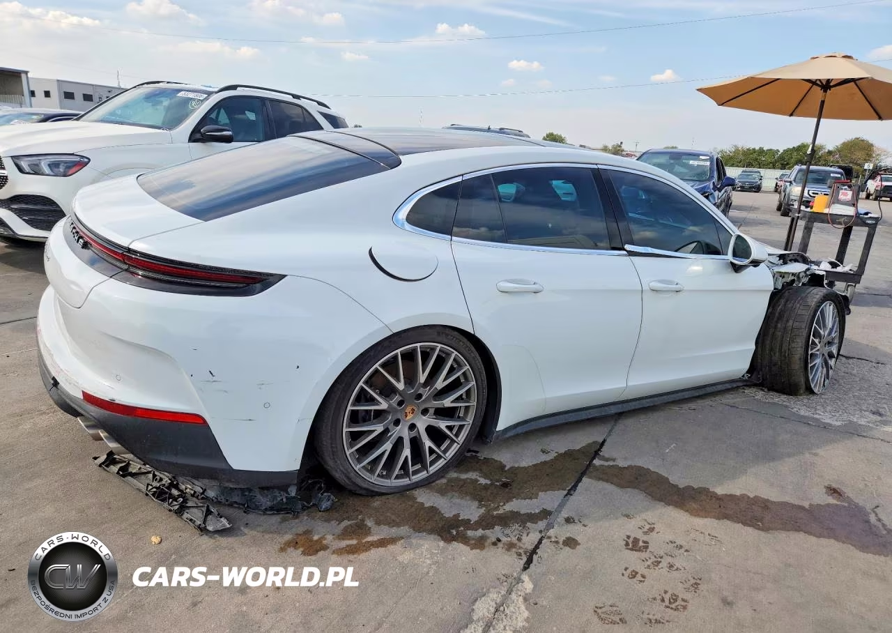 2025 Porsche Panamera Base VIN:WP0AA2YA8SL000257 - 3