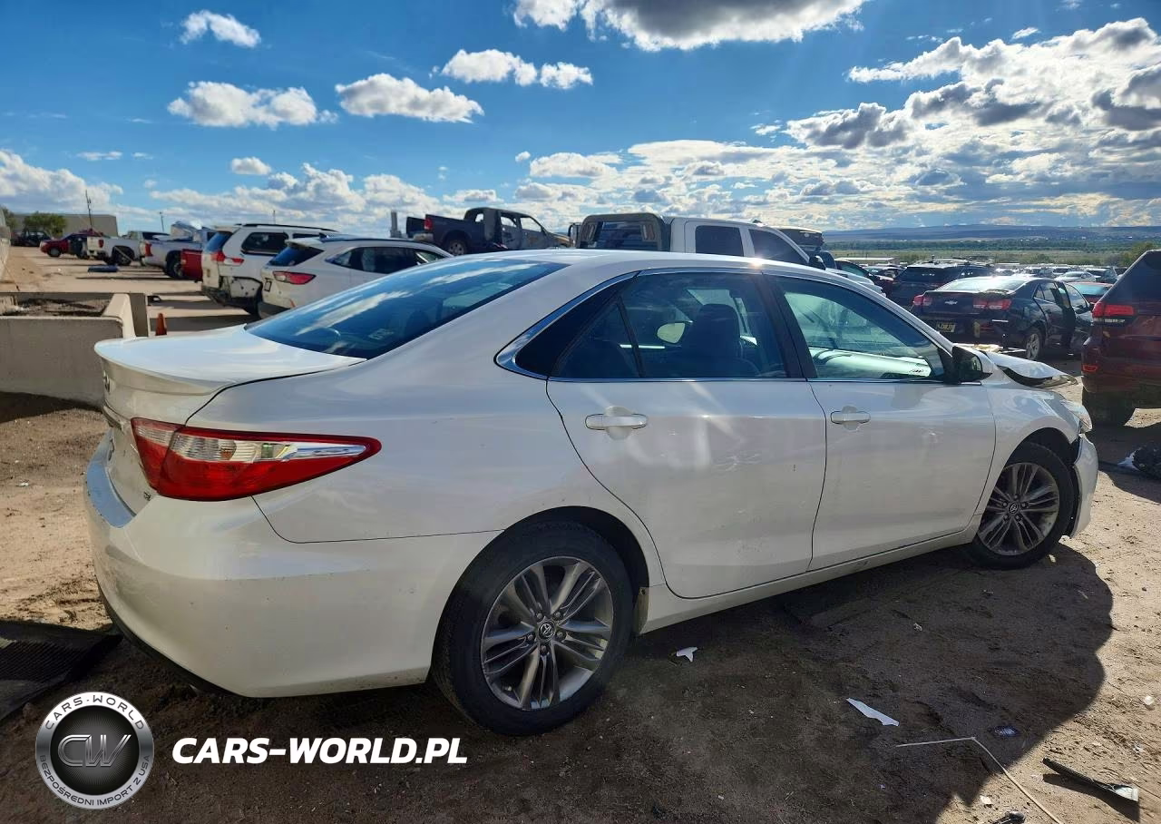 2017 Toyota Camry Se VIN:4T1BF1FK3HU357212 - 3