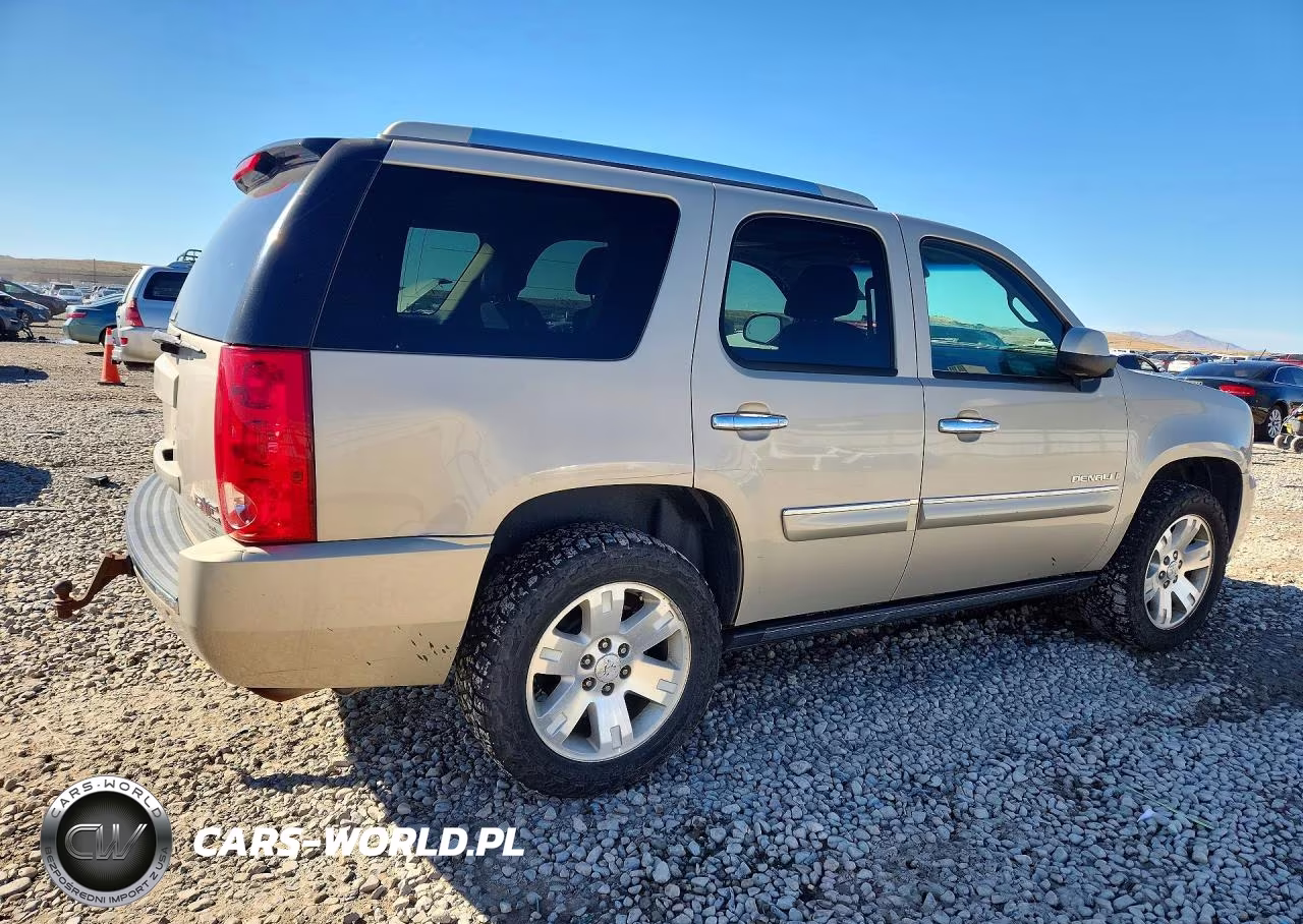 2007 GMC Yukon Denali VIN:1GKFK63847J338101 - 3