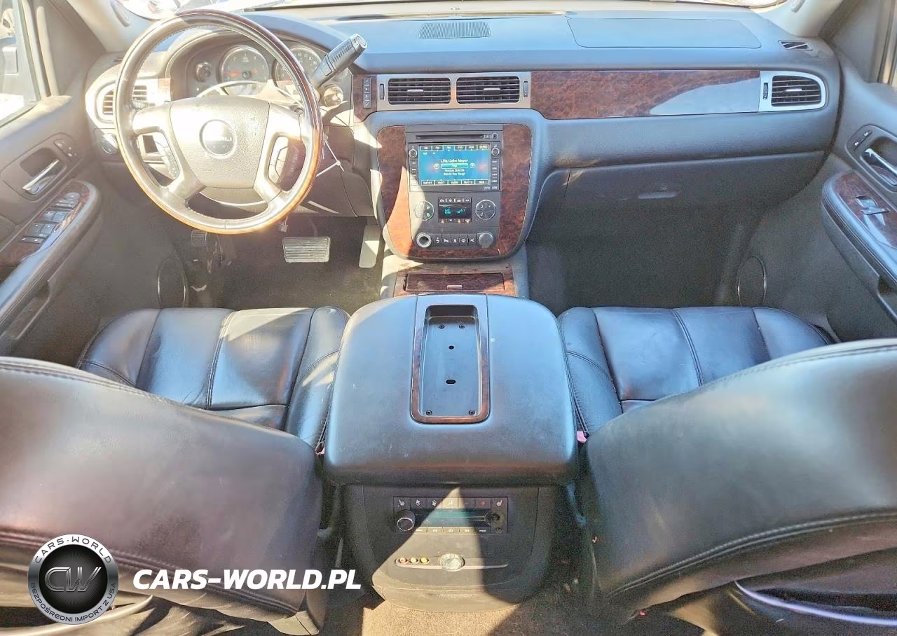 2007 GMC Yukon Denali VIN:1GKFK63847J338101 - 8