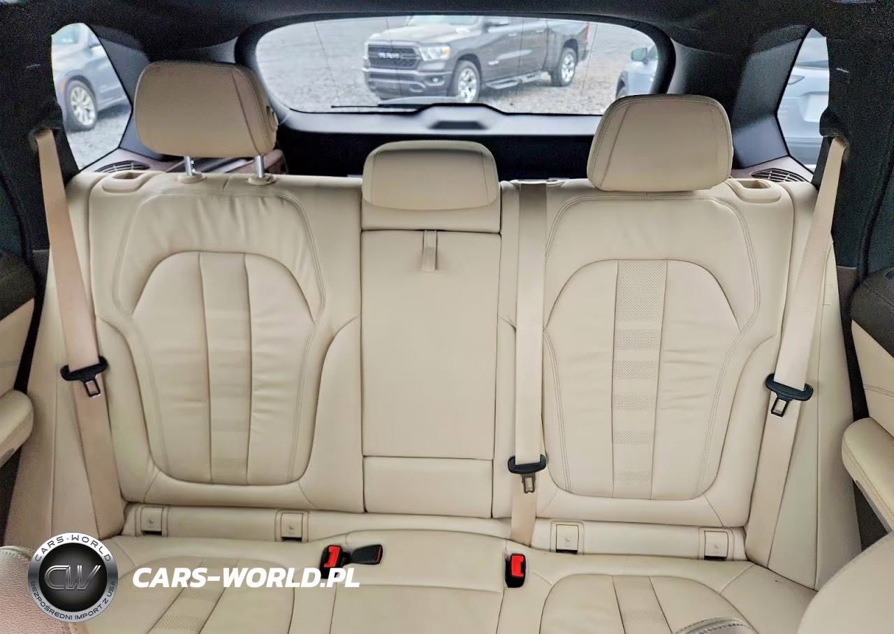2019 BMW X5 xDrive40I VIN:5UXCR6C56KLK84232 - 10