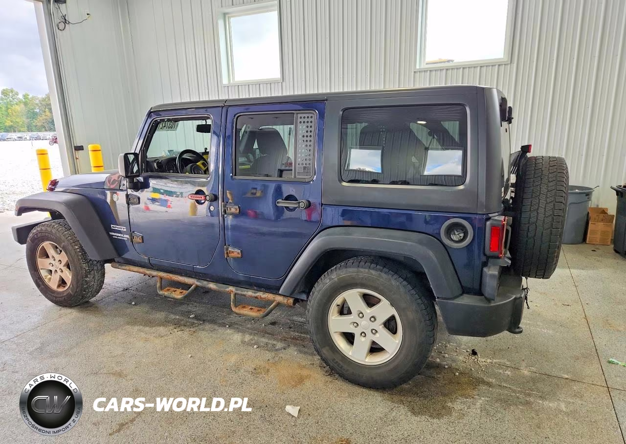 2013 Jeep Wrangler Unlimited Sport VIN:1C4BJWDG8DL537896 - 2