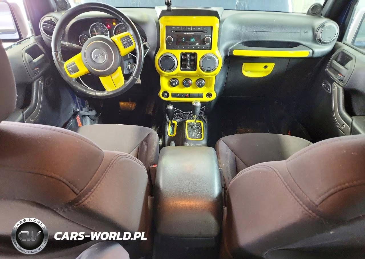 2013 Jeep Wrangler Unlimited Sport VIN:1C4BJWDG8DL537896 - 8