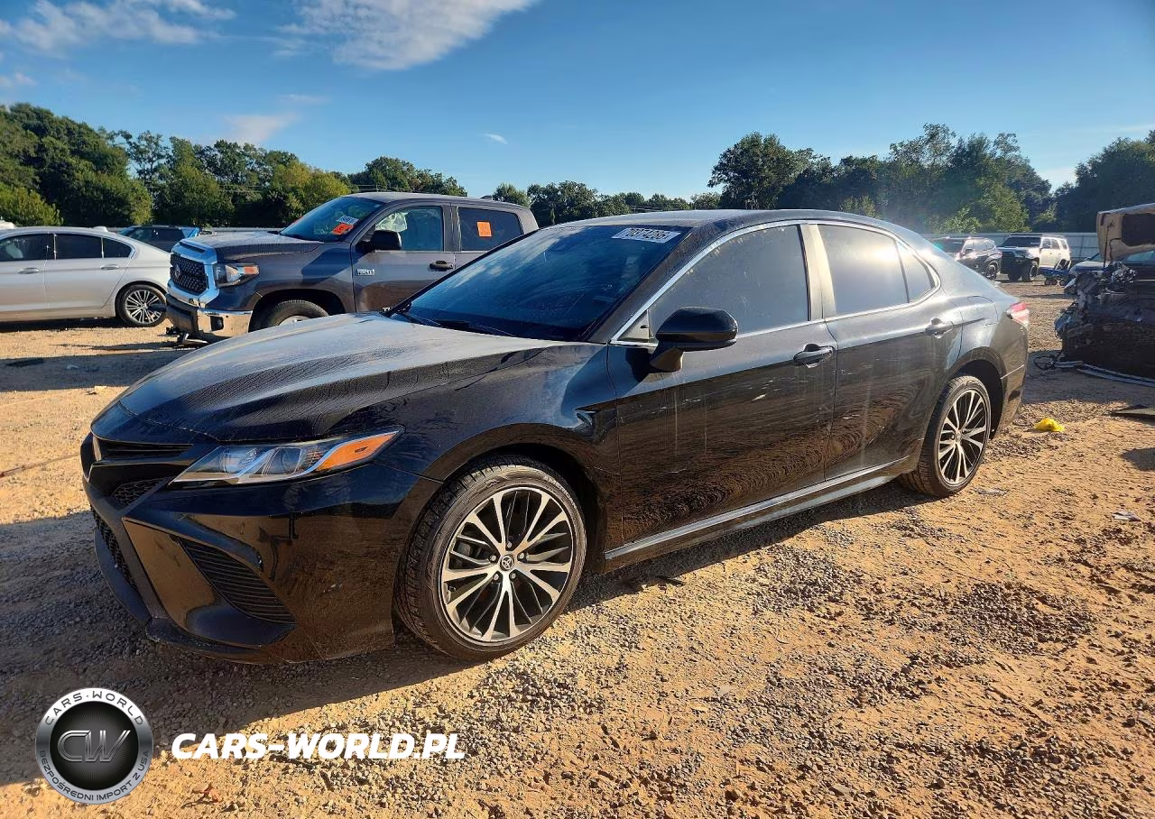 2020 Toyota Camry Se