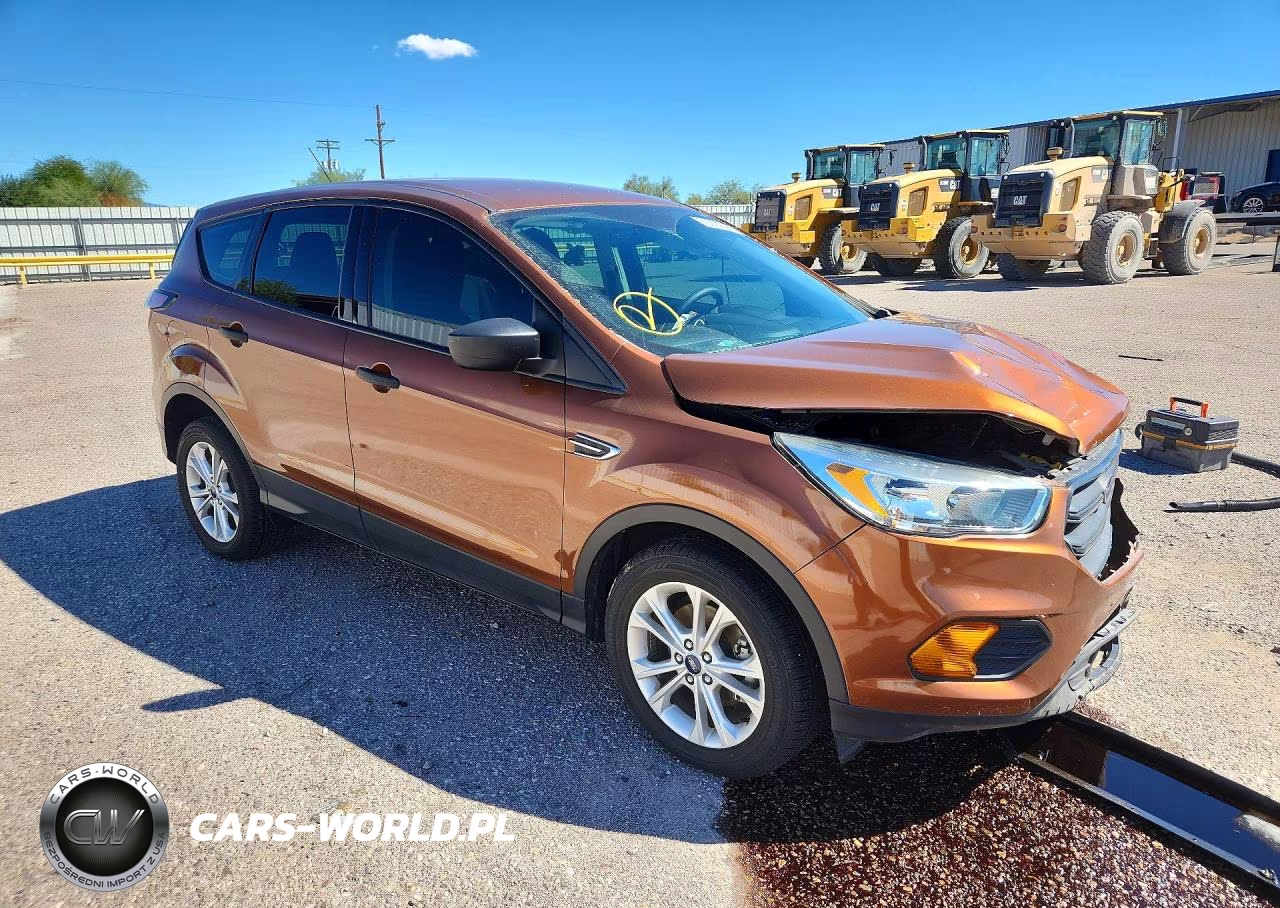 2017 Ford Escape S VIN:1FMCU0F73HUB60511 - 4