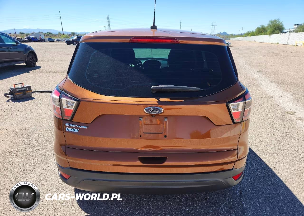 2017 Ford Escape S VIN:1FMCU0F73HUB60511 - 6