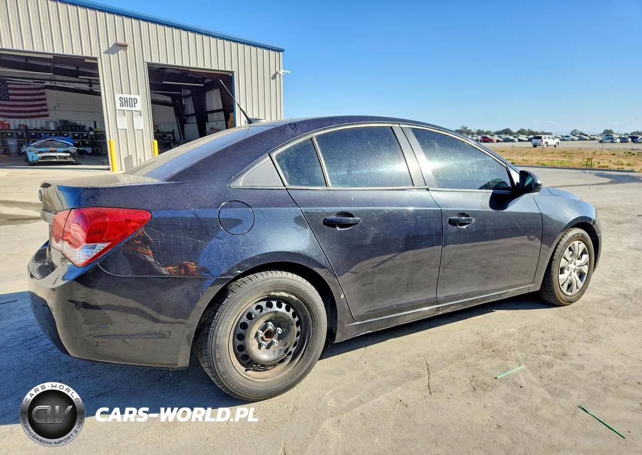 2013 Chevrolet Cruze Ls VIN:1G1PA5SG9D7329143 - 3