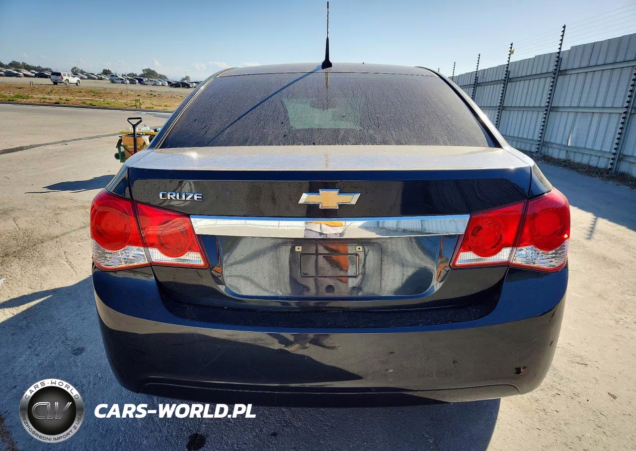 2013 Chevrolet Cruze Ls VIN:1G1PA5SG9D7329143 - 6