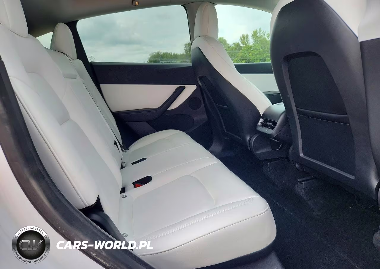 2021 Tesla Model Y VIN:5YJYGDEE7MF245816 - 10