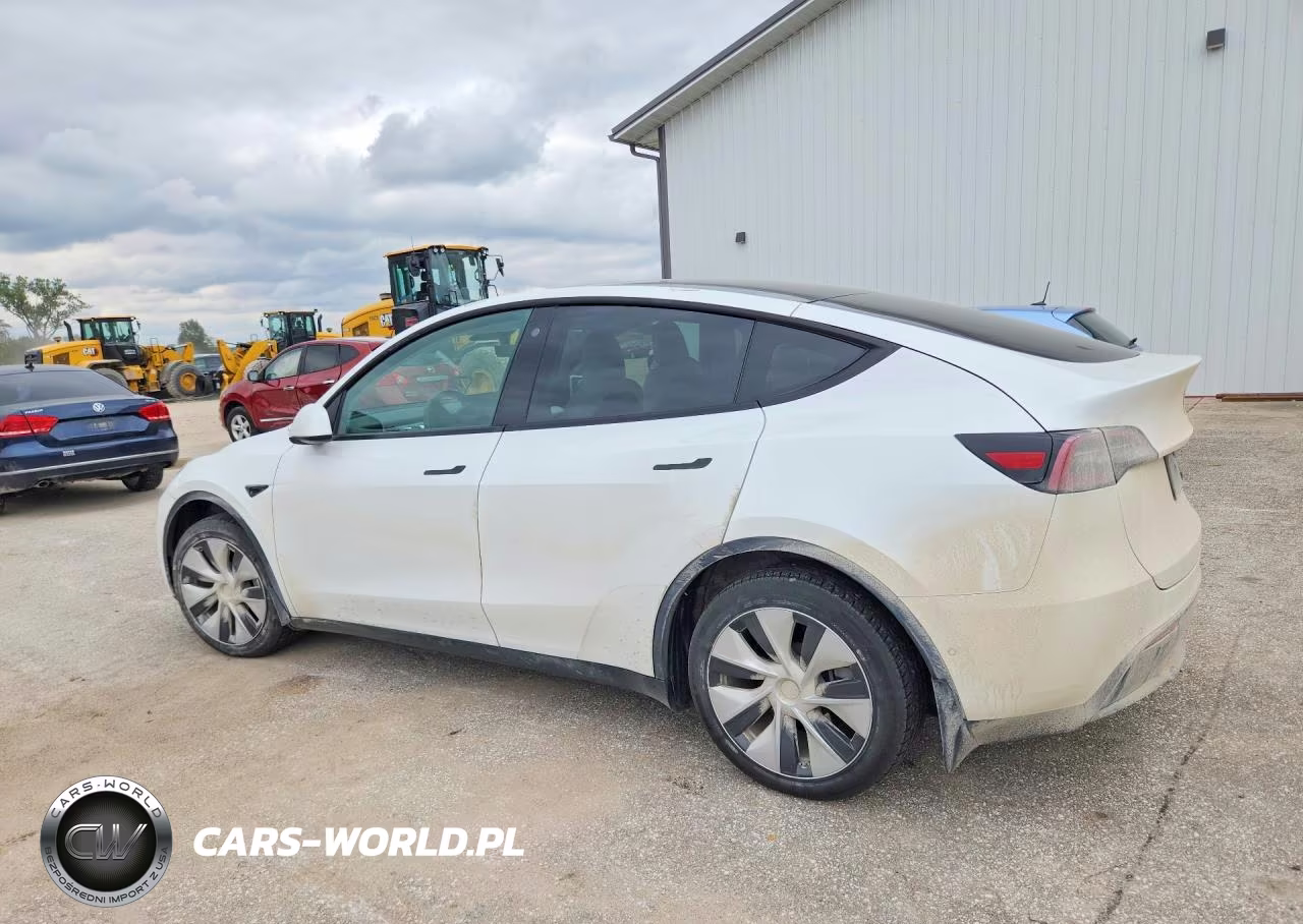 2021 Tesla Model Y VIN:5YJYGDEE7MF245816 - 2