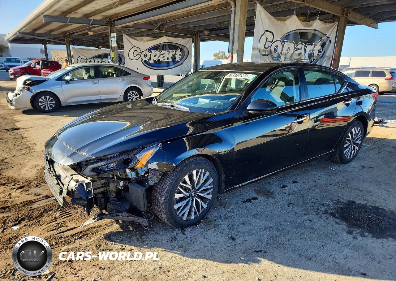 2023 Nissan Altima Sv – zdjęcie 1 z 13