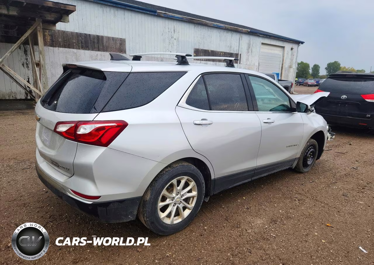 2018 Chevrolet Equinox Lt VIN:2GNAXSEV3J6295644 - 3