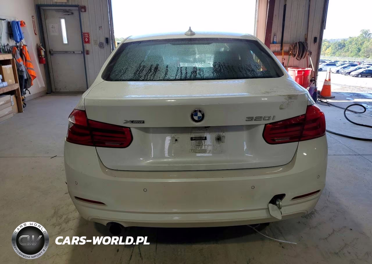 2018 BMW 320 Xi VIN:WBA8A3C53JA492153 - 6
