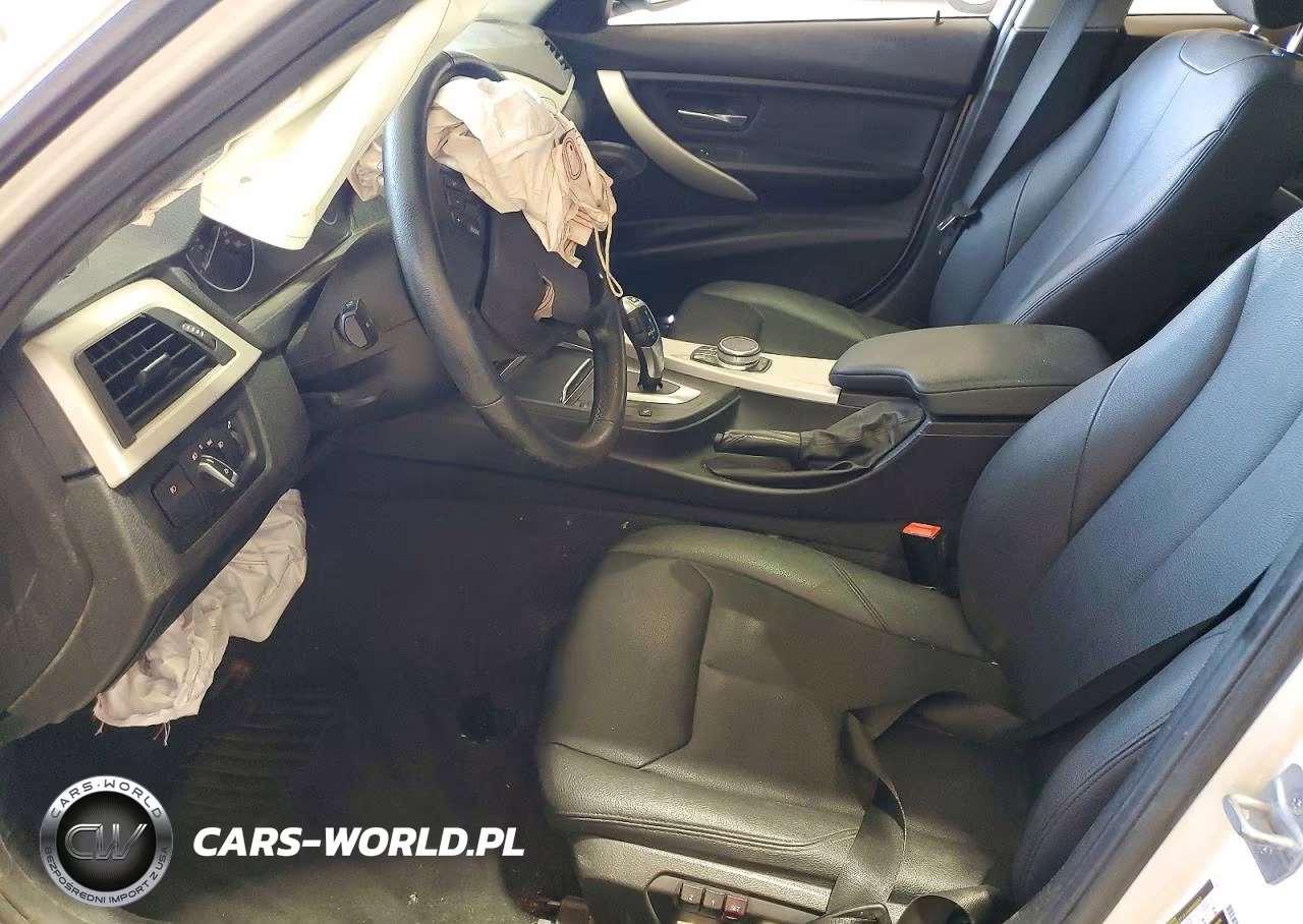 2018 BMW 320 Xi VIN:WBA8A3C53JA492153 - 7