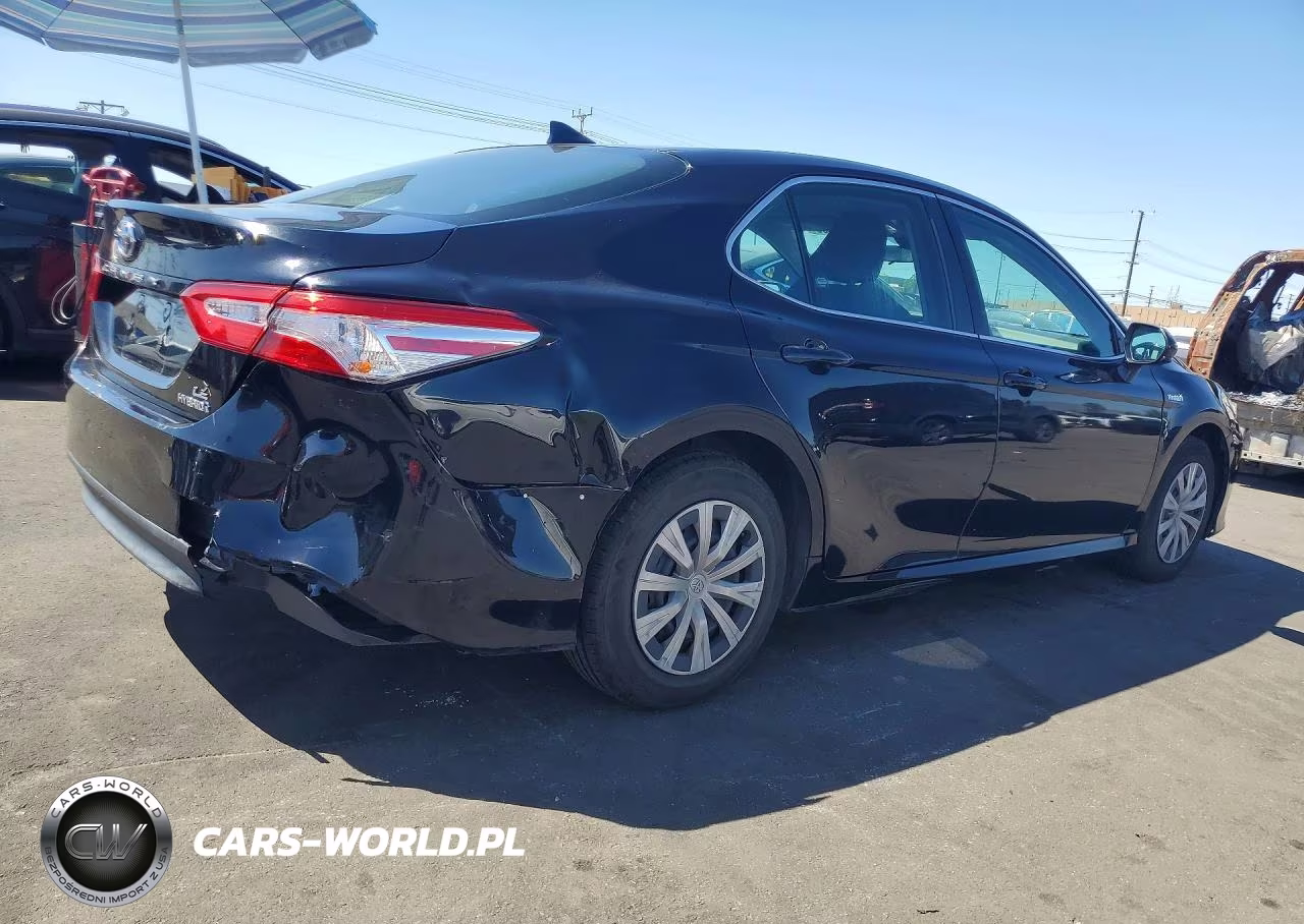2020 Toyota Camry Hybrid Base VIN:4T1C31AK5LU529835 - 3