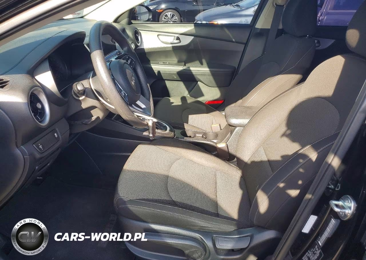 2024 Kia Forte Lxs VIN:3KPF24AD8RE753941 - 7