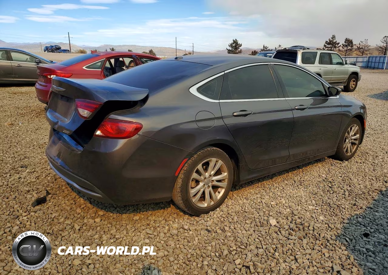 2015 Chrysler 200 Limited VIN:1C3CCCAB4FN596932 - 3