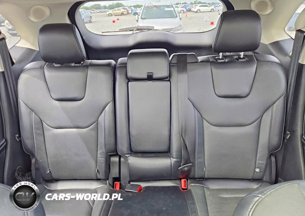 2018 Ford Edge Titanium VIN:2FMPK3K96JBB41589 - 10