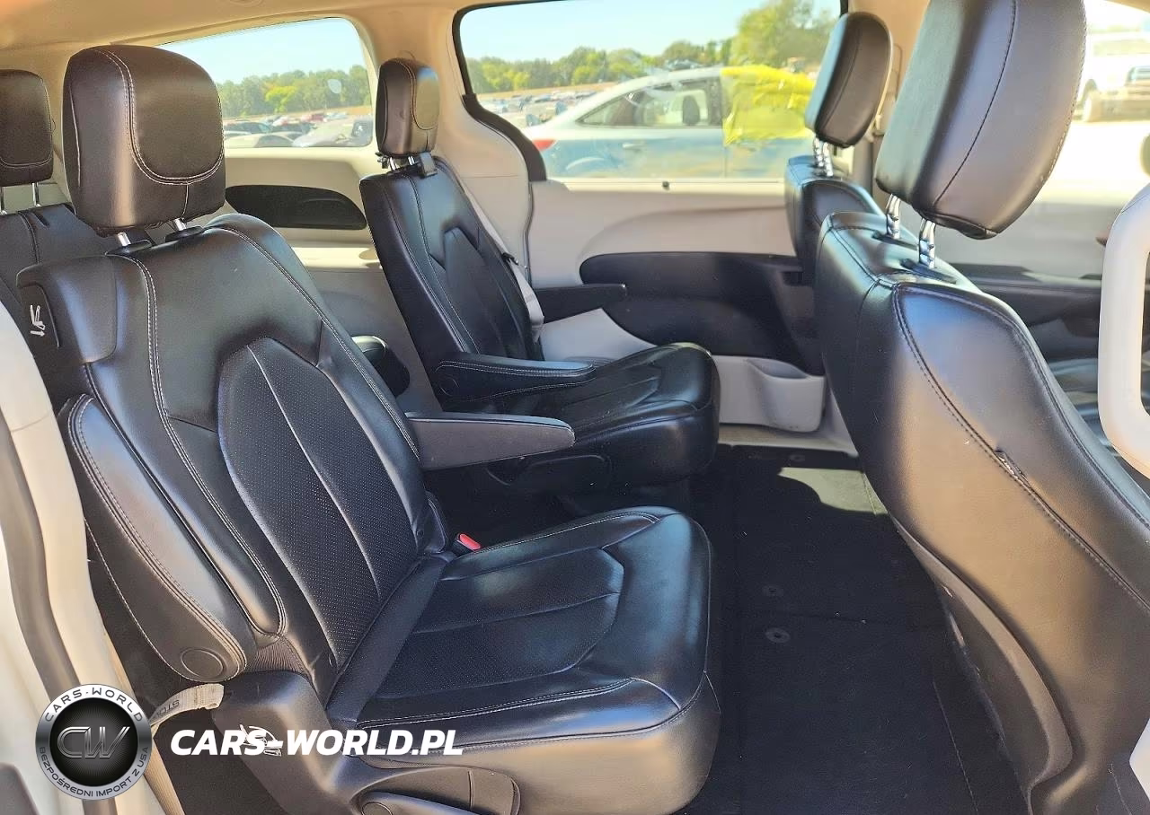 2020 Chrysler Voyager Lxi VIN:2C4RC1DG2LR172570 - 11