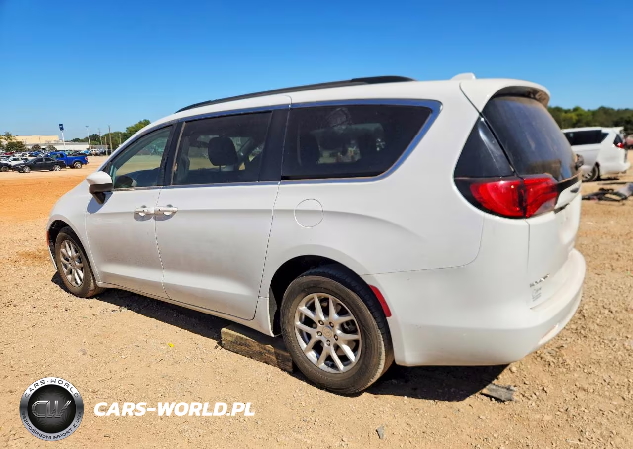 2020 Chrysler Voyager Lxi VIN:2C4RC1DG2LR172570 - 2
