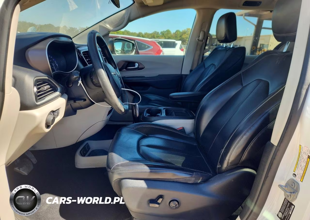 2020 Chrysler Voyager Lxi VIN:2C4RC1DG2LR172570 - 7