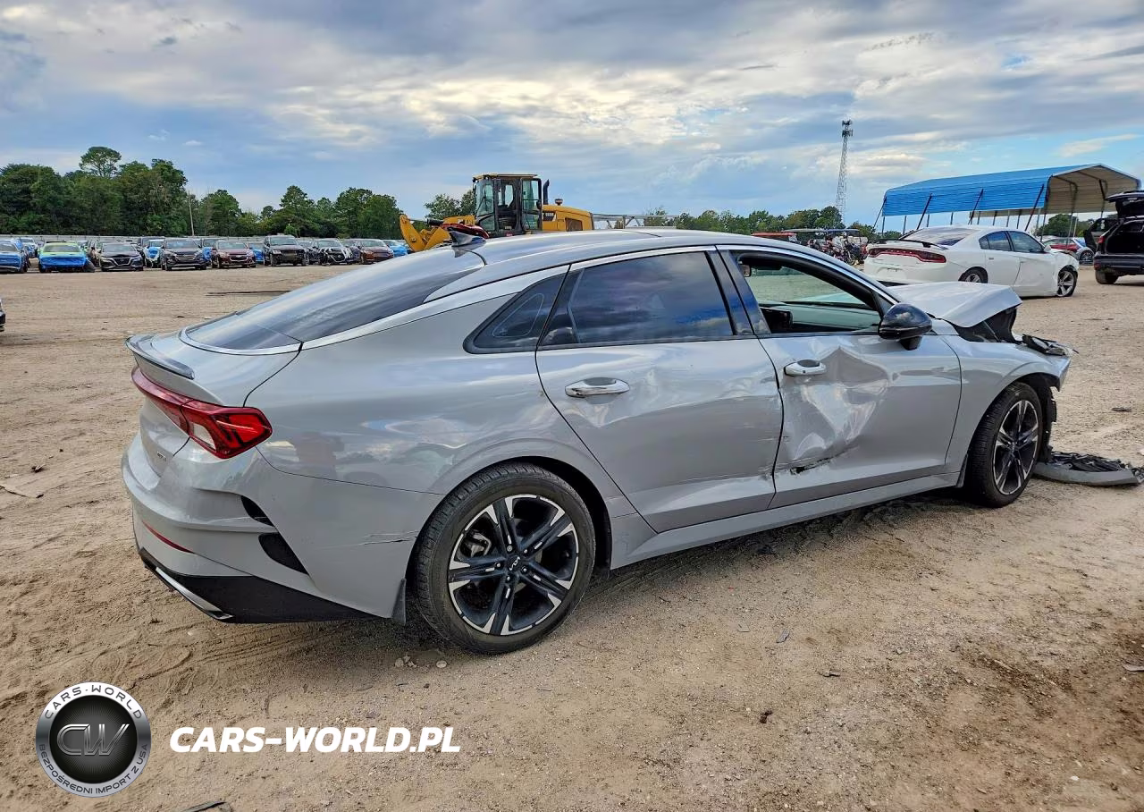 2024 Kia K5 Gt Line VIN:5XXG64J28RG243040 - 3