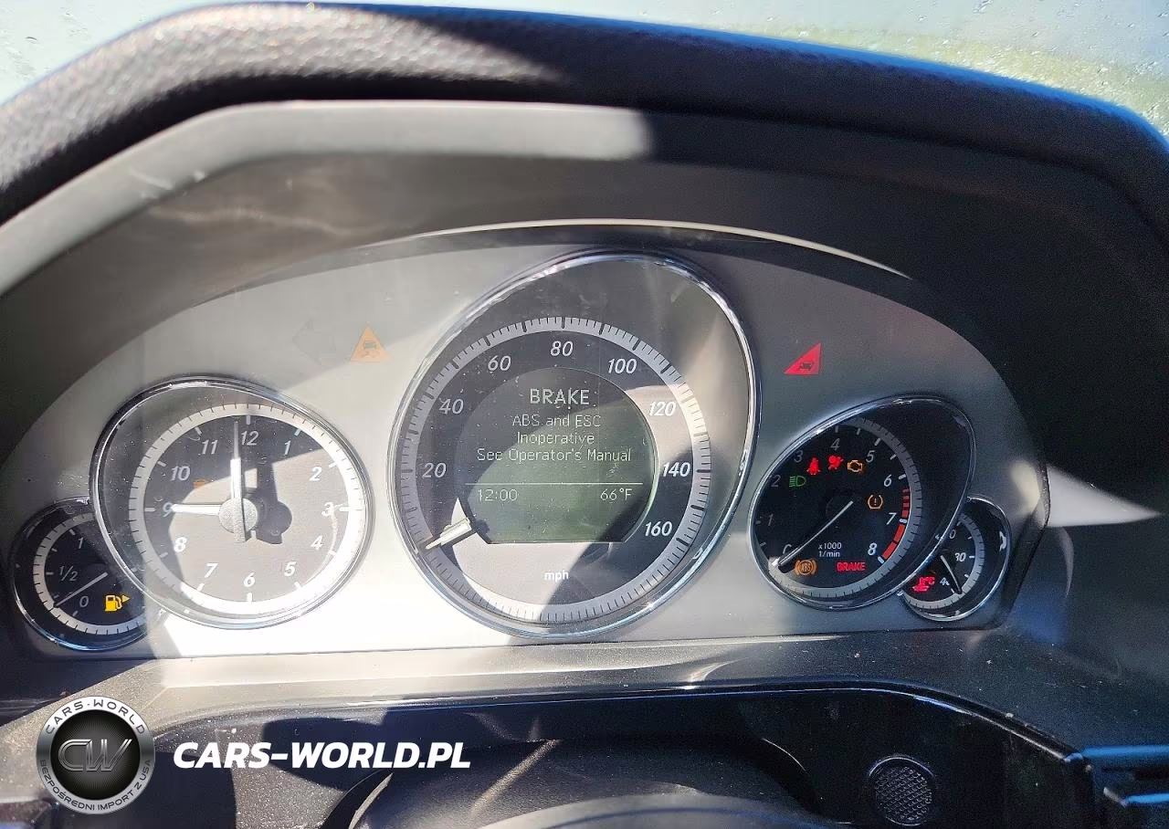 2011 Mercedes-Benz E 550 4Matic VIN:WDDHF9AB7BA298958 - 9