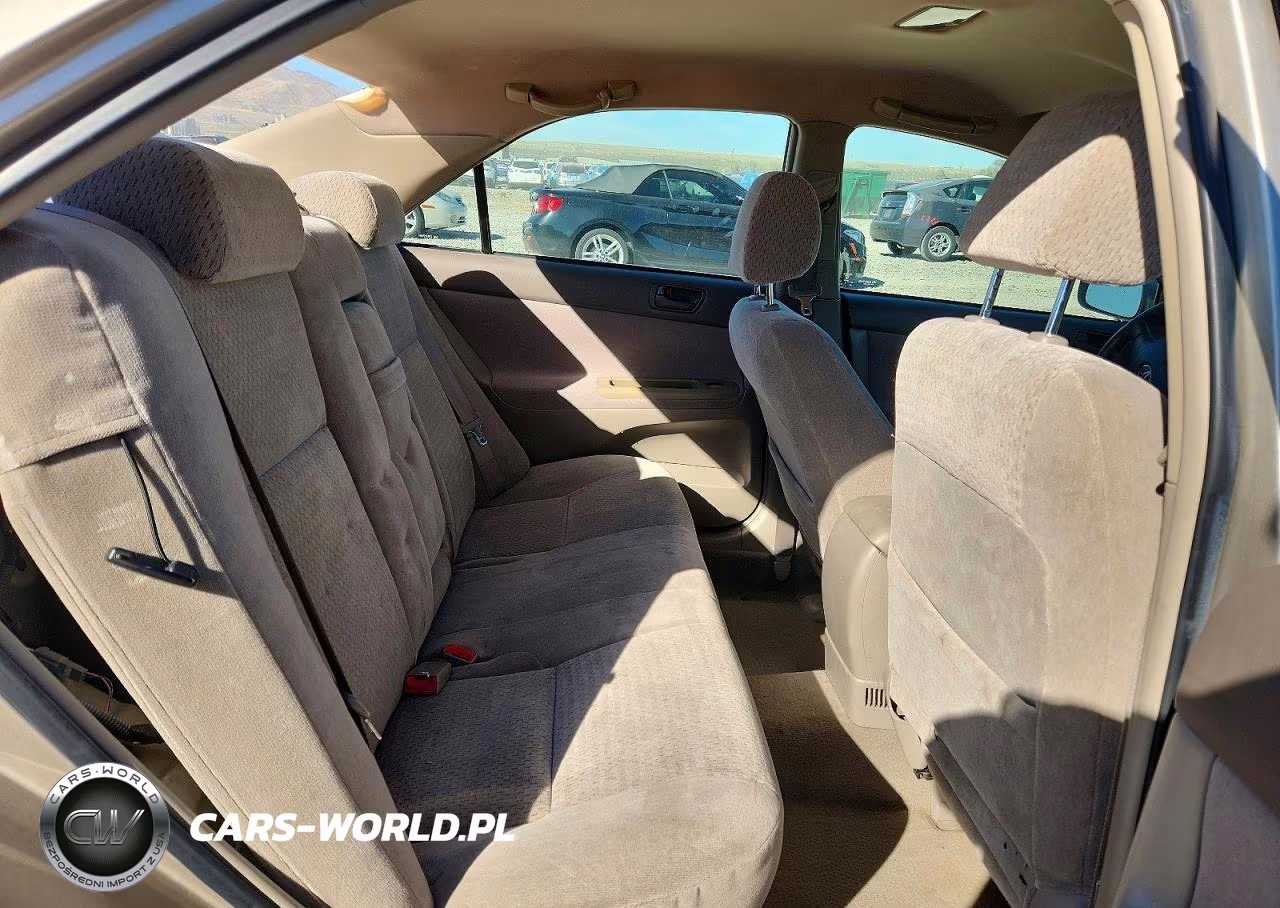2002 Toyota Camry Le V6 VIN:4T1BF32K62U504518 - 10