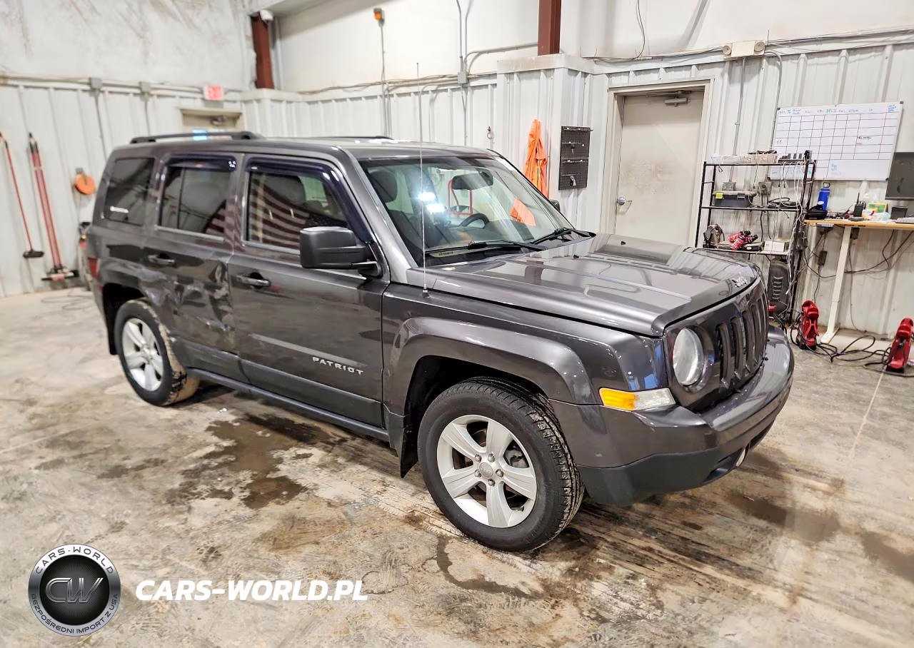 2014 Jeep Patriot Sport VIN:1C4NJPBB3ED758649 - 4