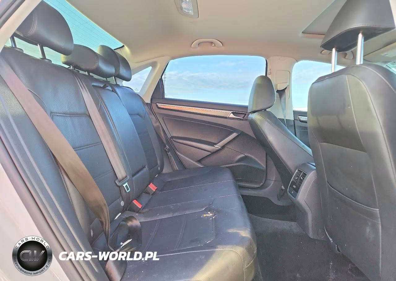2018 Volkswagen Passat Se VIN:1VWBA7A34JC020482 - 10
