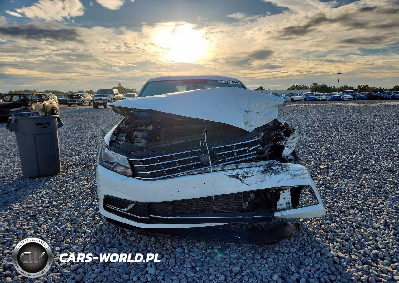 2018 Volkswagen Passat Se VIN:1VWBA7A34JC020482 - 5