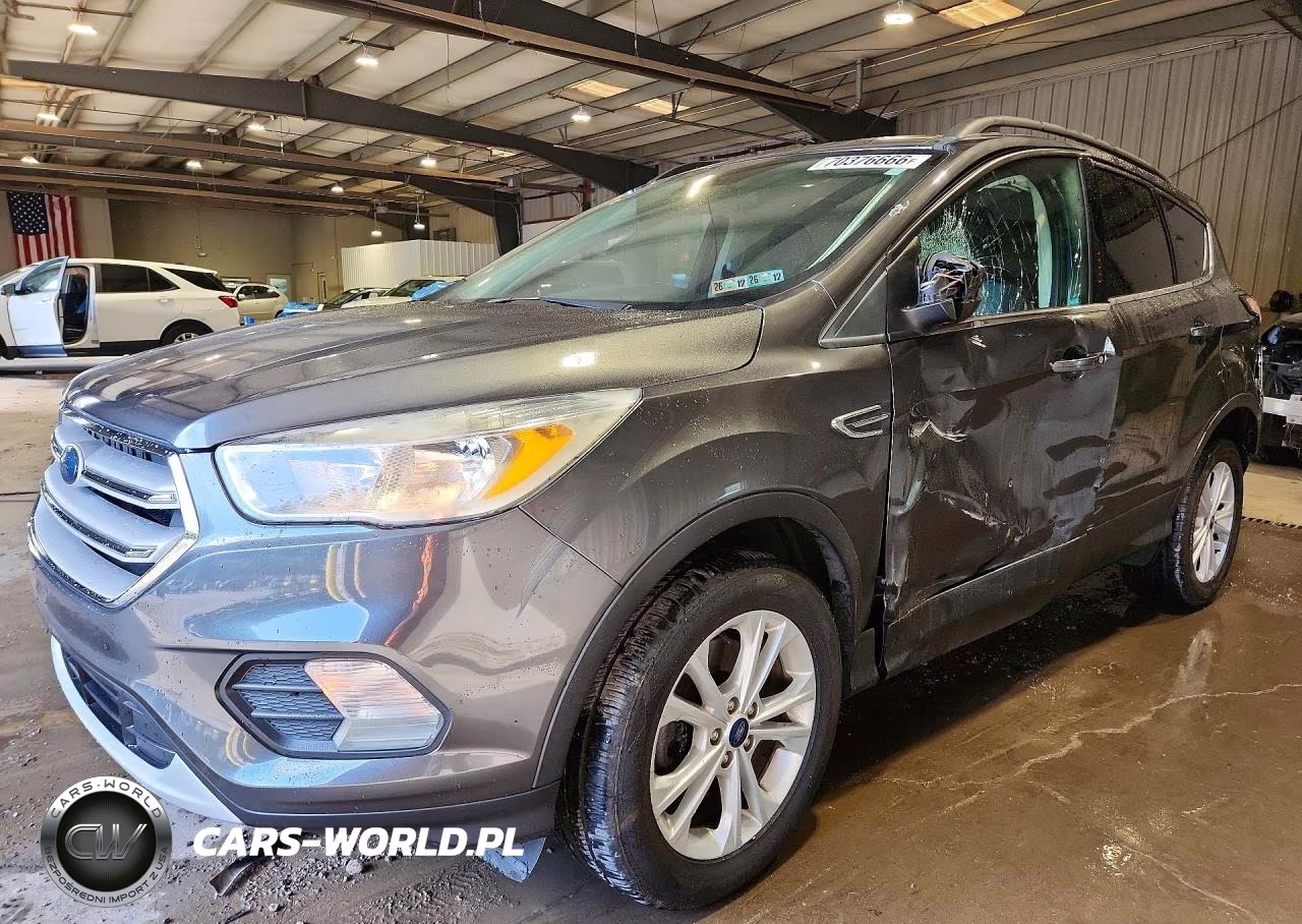 2018 Ford Escape Se VIN:1FMCU9GD1JUB81114 - 1