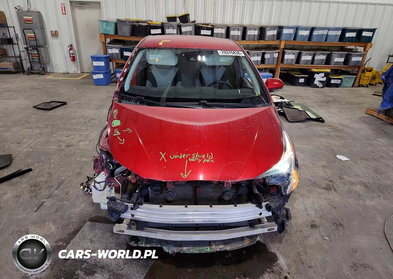 2017 Toyota Prius Three VIN:JTDKARFU6H3528561 - 5