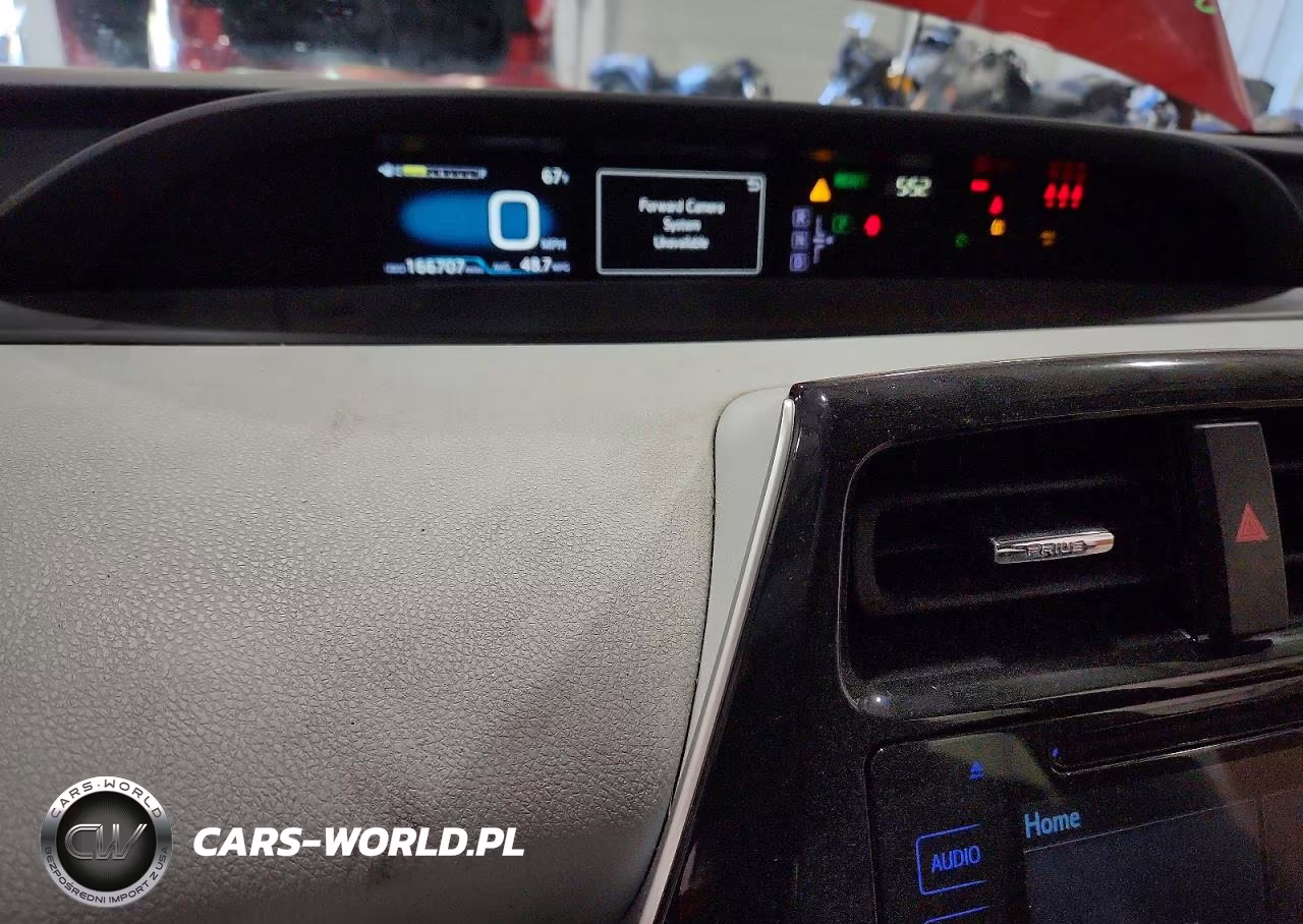2017 Toyota Prius Three VIN:JTDKARFU6H3528561 - 9