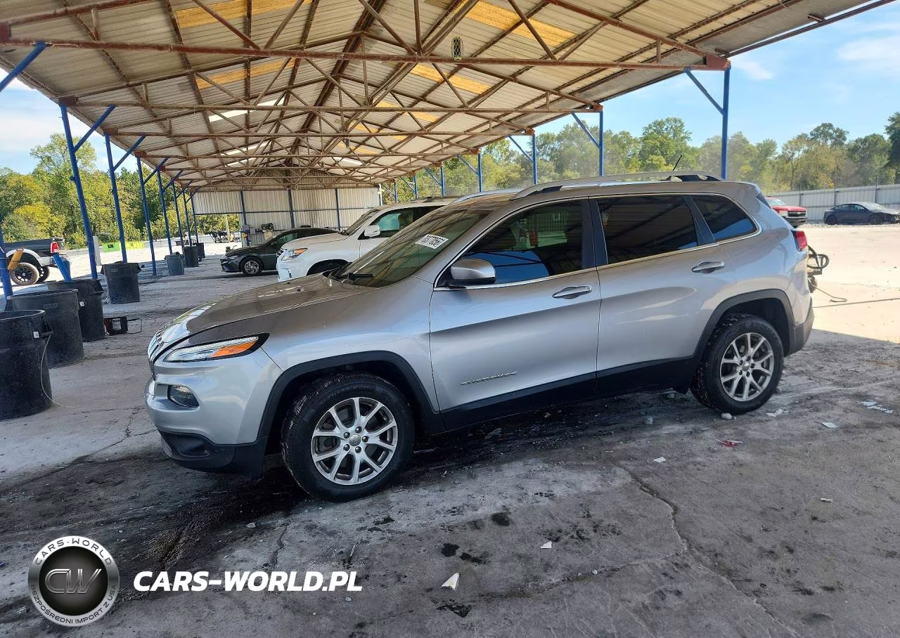 2017 Jeep Cherokee Latitude VIN:1C4PJLCB9HW661299 - 1