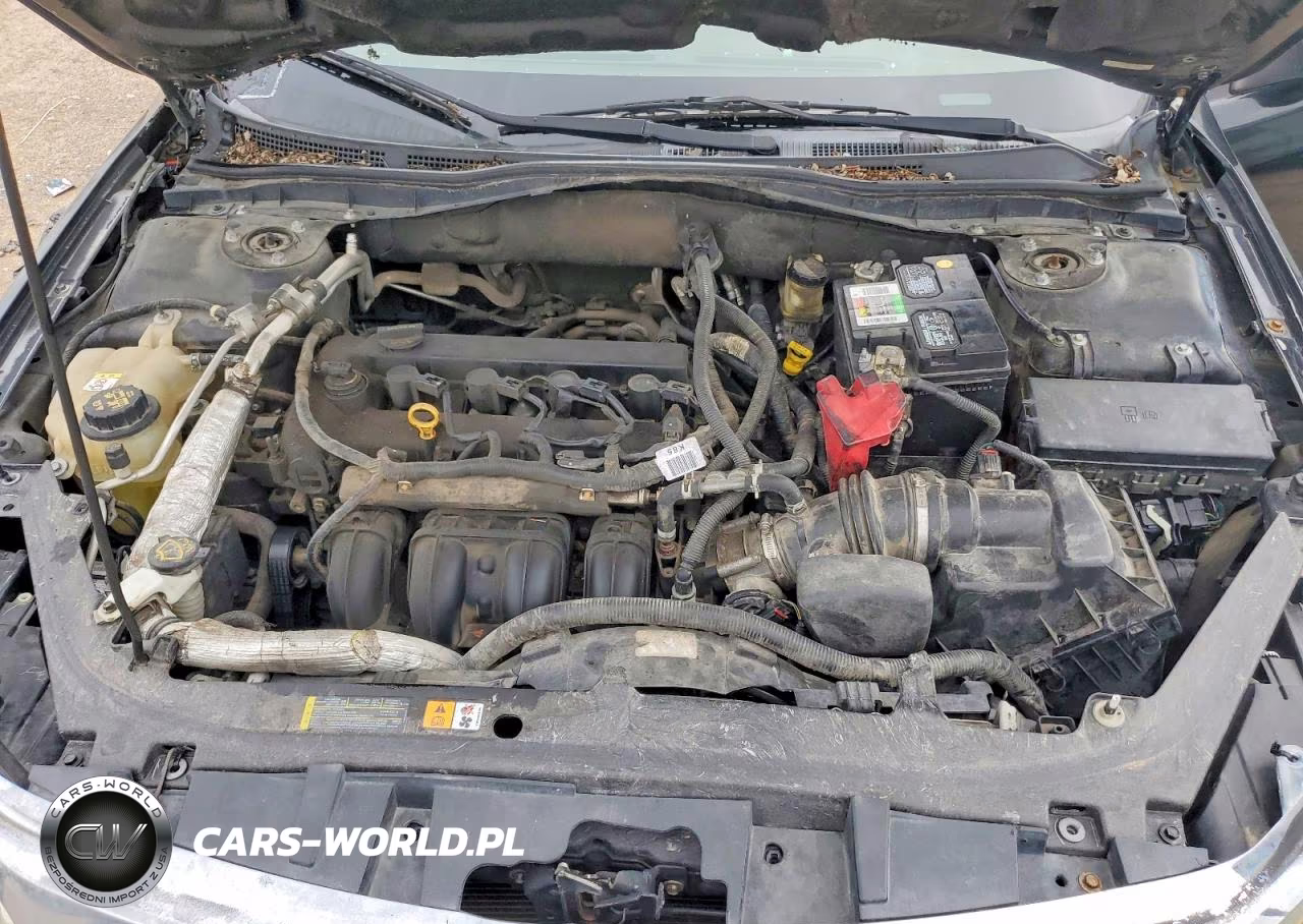2010 Ford Fusion S VIN:3FAHP0GA1AR402436 - 11