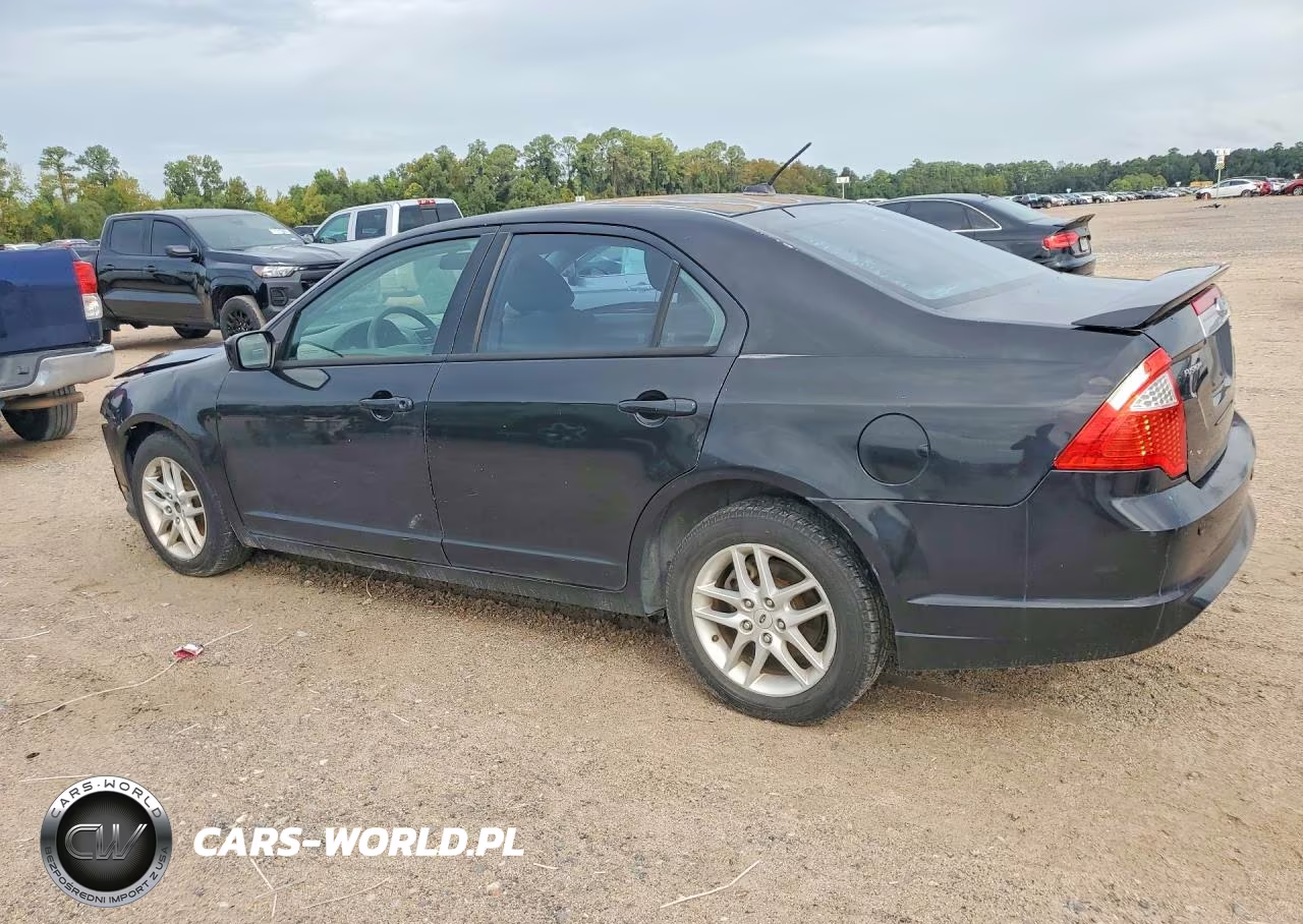 2010 Ford Fusion S VIN:3FAHP0GA1AR402436 - 2