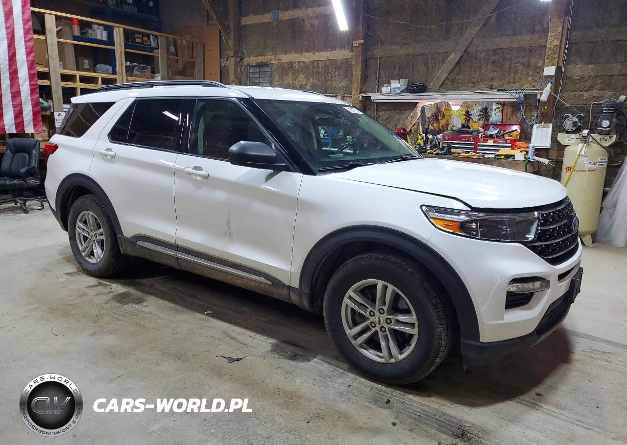 2020 Ford Explorer Xlt VIN:1FMSK8DH0LGB64941 - 4