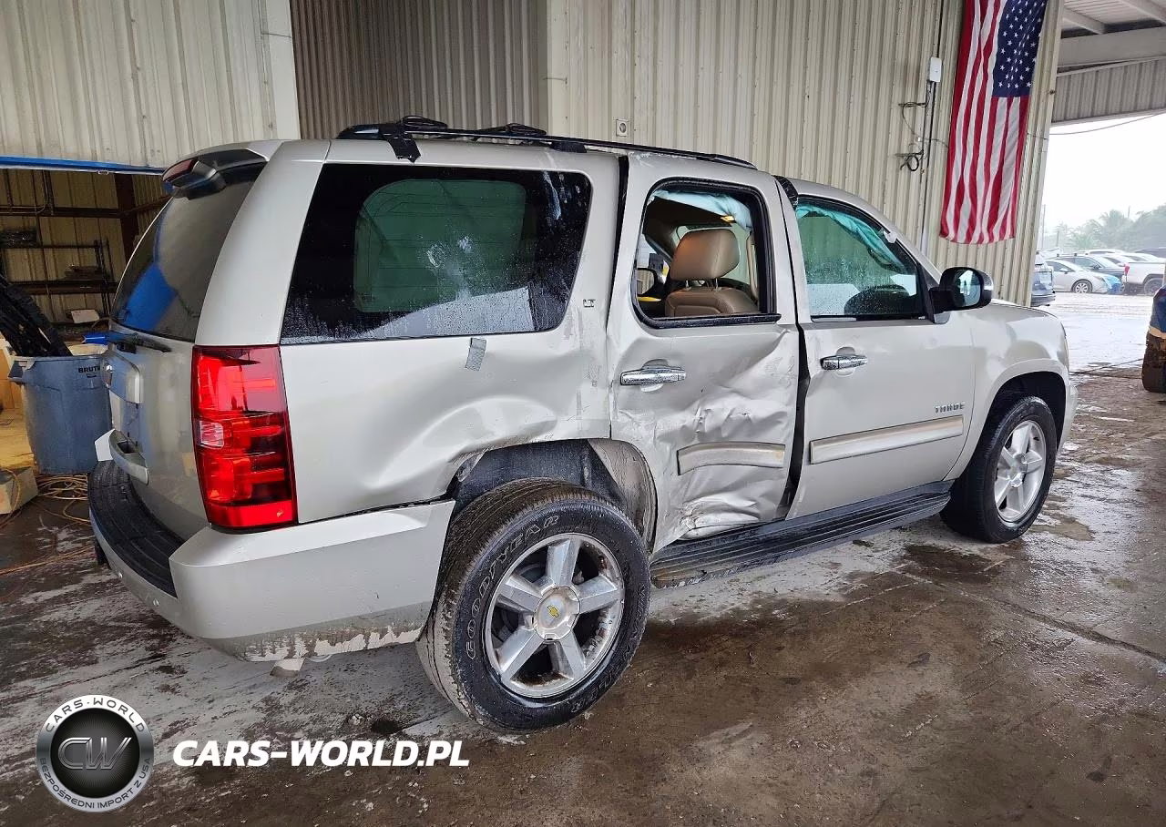 2013 Chevrolet Tahoe C1500 Lt VIN:1GNSCBE07DR152970 - 3