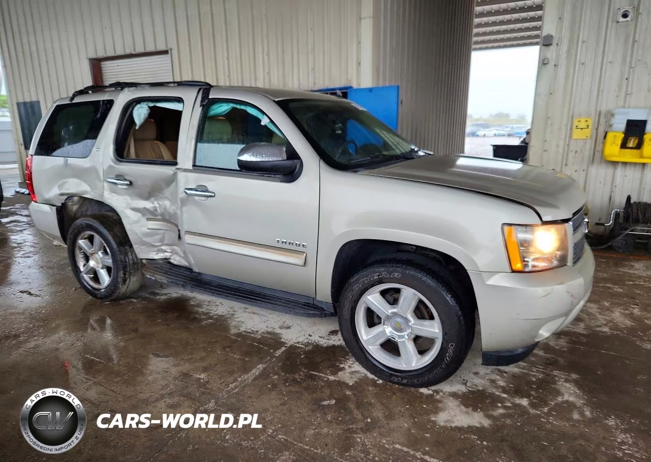 2013 Chevrolet Tahoe C1500 Lt VIN:1GNSCBE07DR152970 - 4