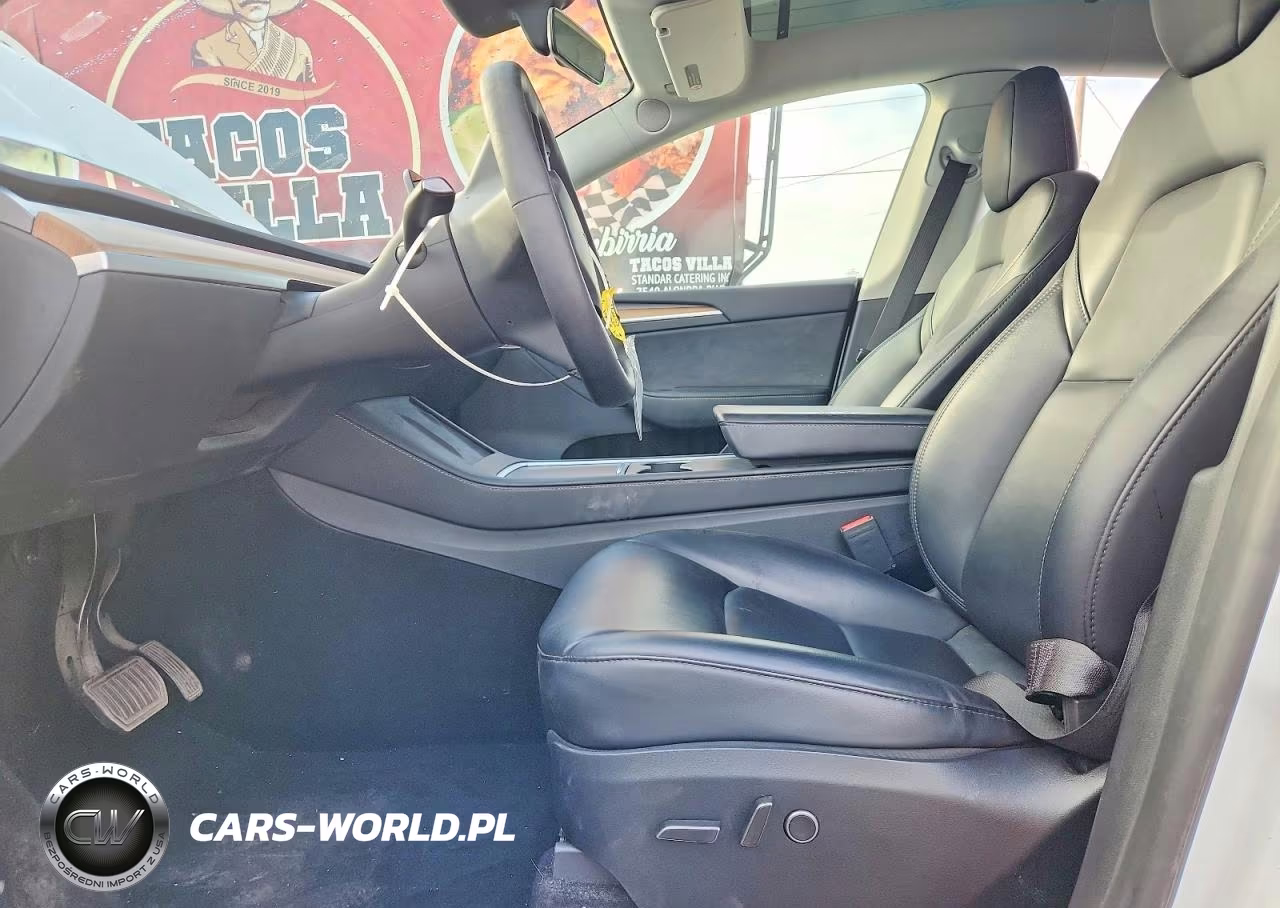 2024 Tesla Model Y VIN:7SAYGDED2RF035707 - 7