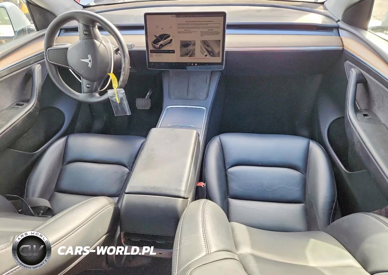 2024 Tesla Model Y VIN:7SAYGDED2RF035707 - 8