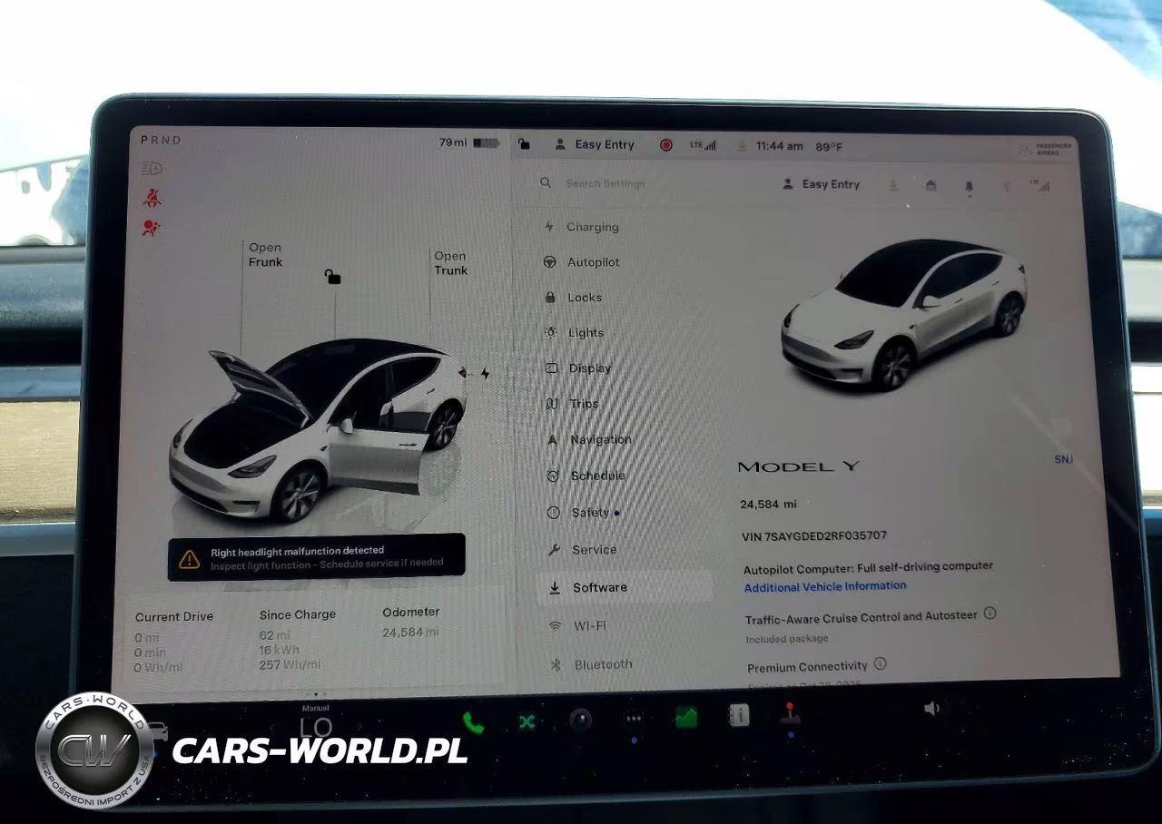 2024 Tesla Model Y VIN:7SAYGDED2RF035707 - 9