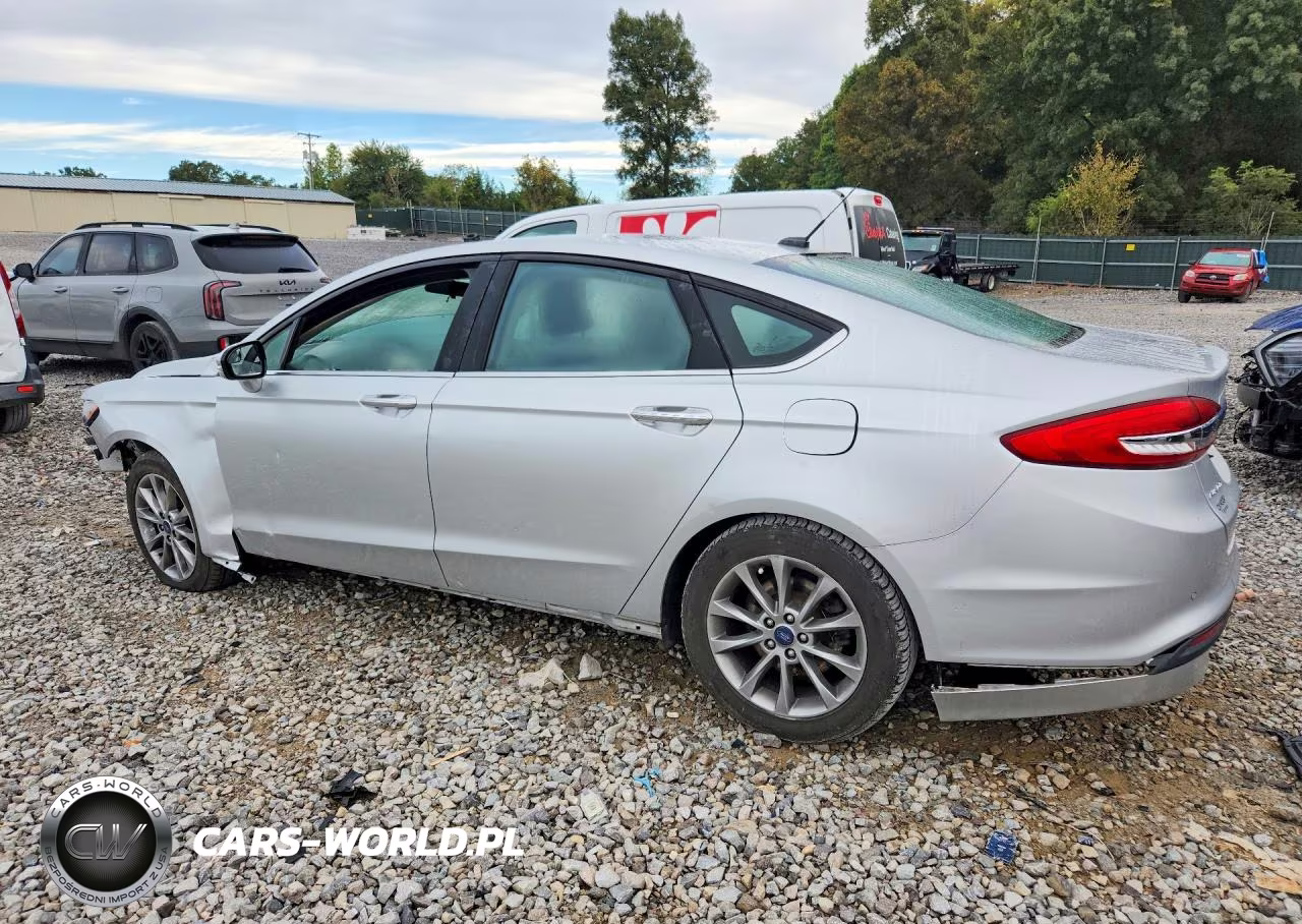 2017 Ford Fusion Se VIN:3FA6P0H71HR390664 - 2