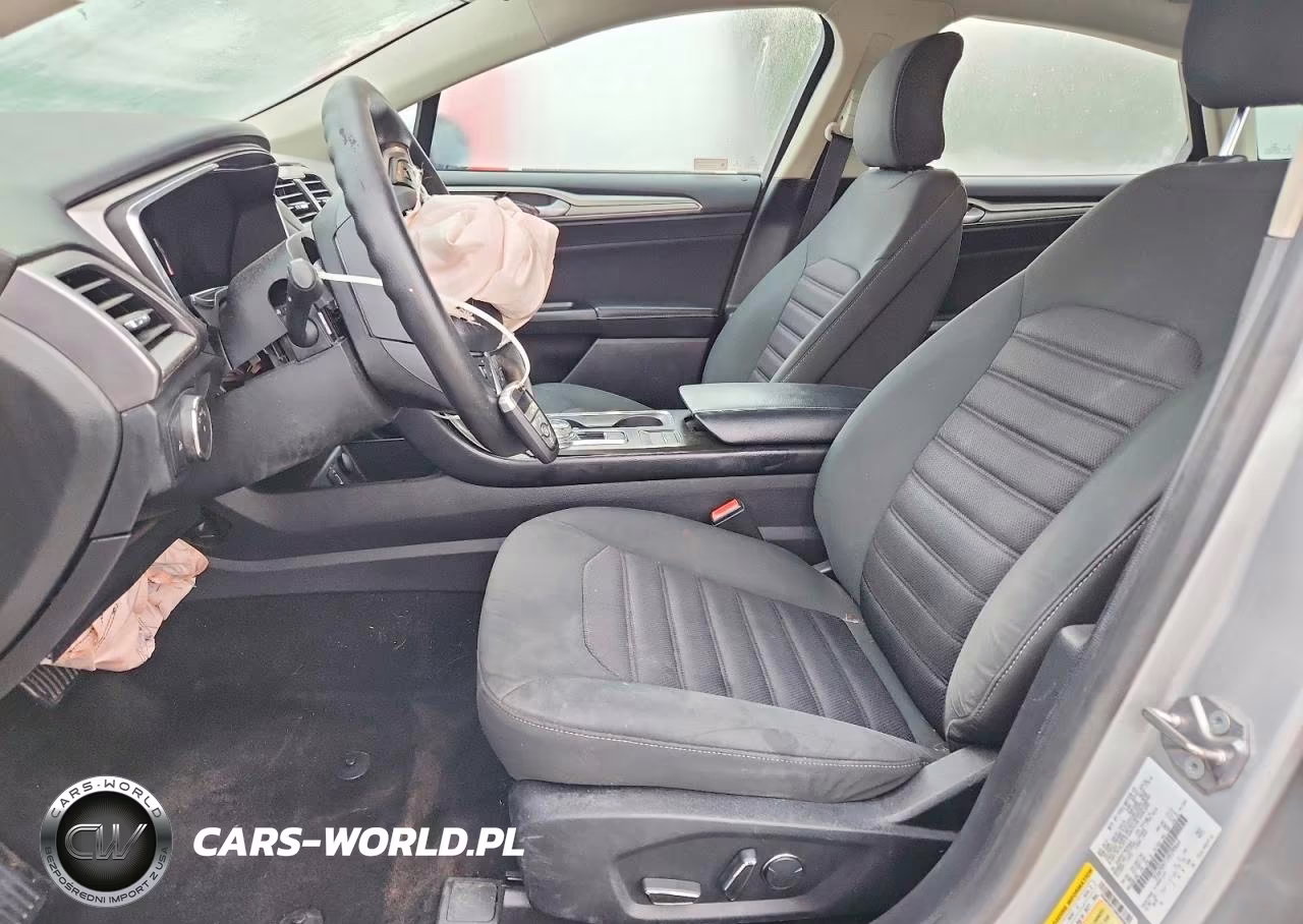 2017 Ford Fusion Se VIN:3FA6P0H71HR390664 - 7