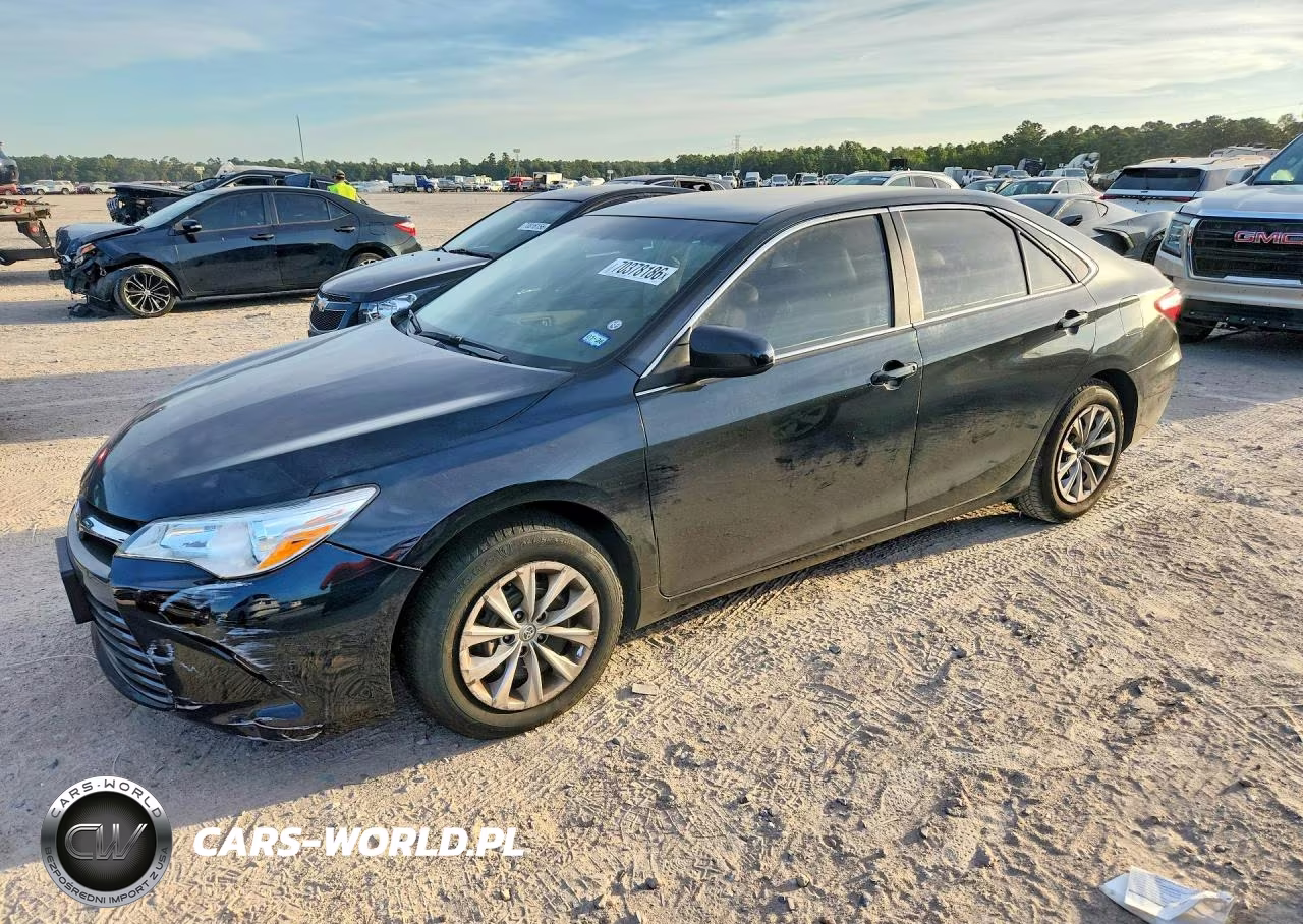 2015 Toyota Camry Le