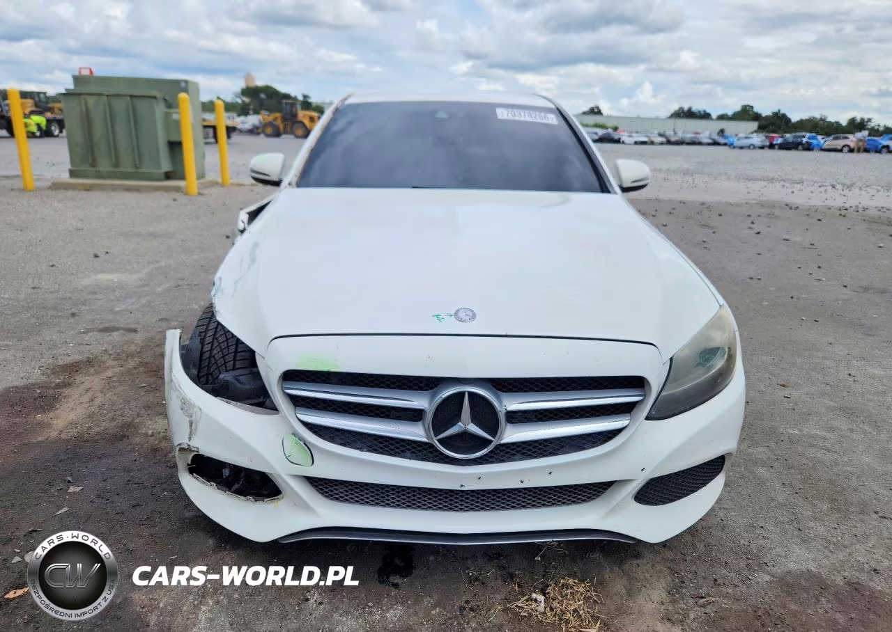 2016 Mercedes-Benz C 300 VIN:55SWF4JB2GU123941 - 5