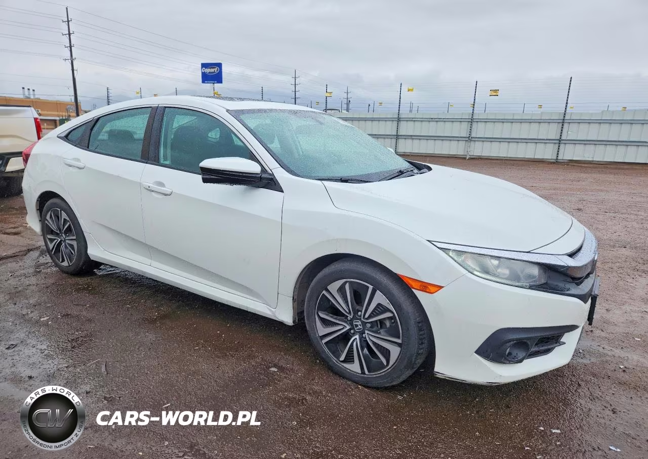 2017 Honda Civic Ex VIN:2HGFC1E32HH638110 - 4