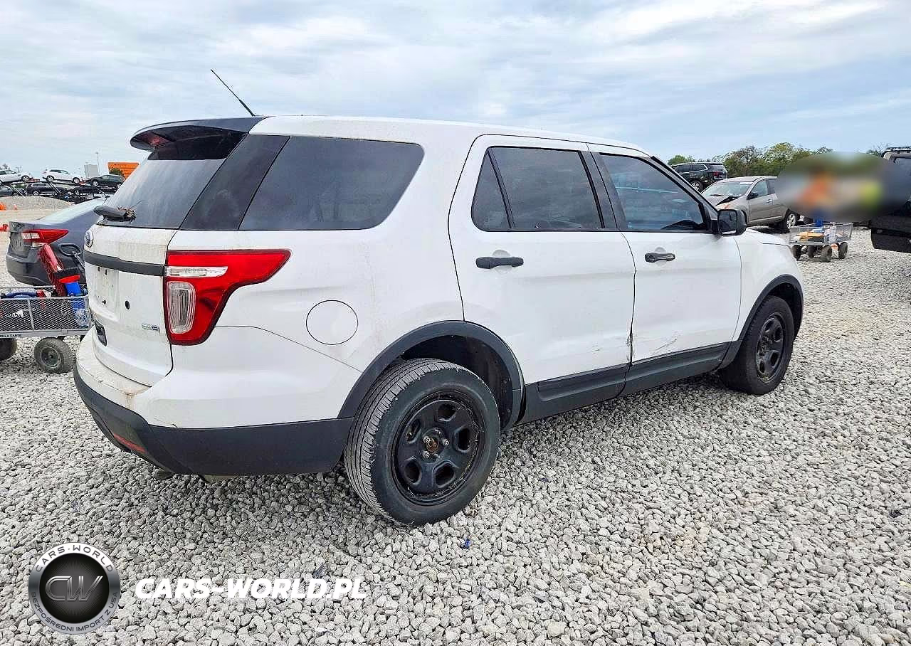 2015 Ford Explorer Police Interceptor VIN:1FM5K8AR8FGC68401 - 3